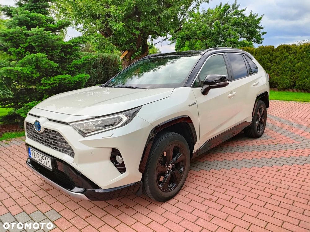 Toyota RAV4 - 1