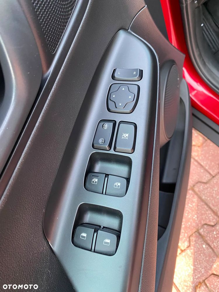 Hyundai Kona - 14