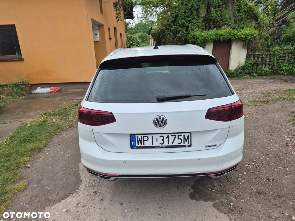 Volkswagen Passat - 5