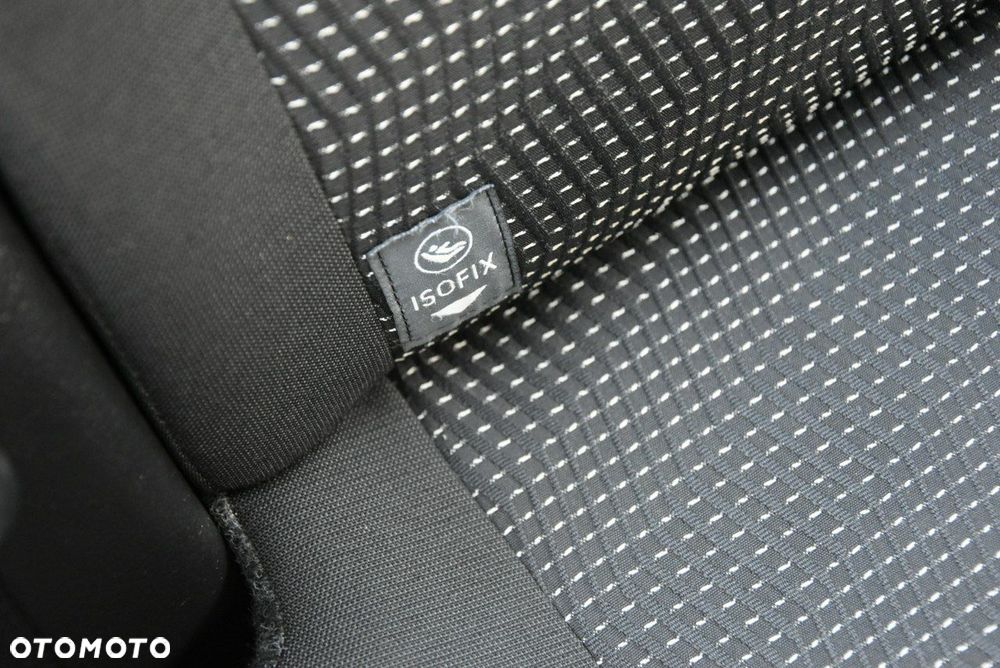 Toyota Auris - 13