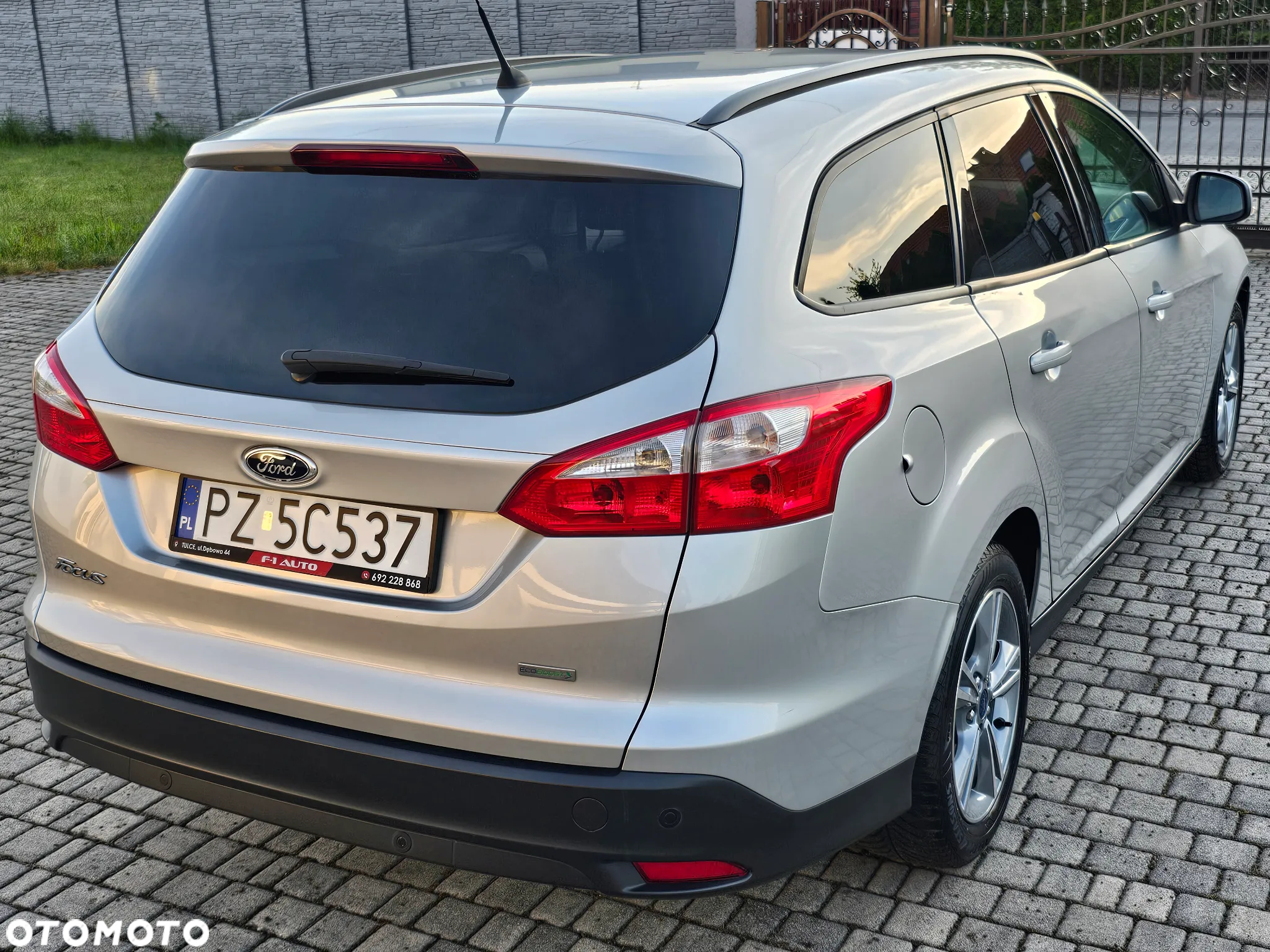 Ford Focus Turnier 1.0 EcoBoost Start-Stopp-System Business Edition - 12