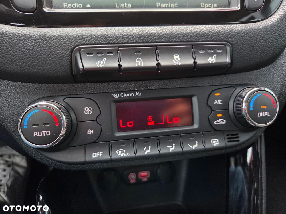 Kia Ceed 1.6 CRDi 136 ISG Platinum Edition - 28