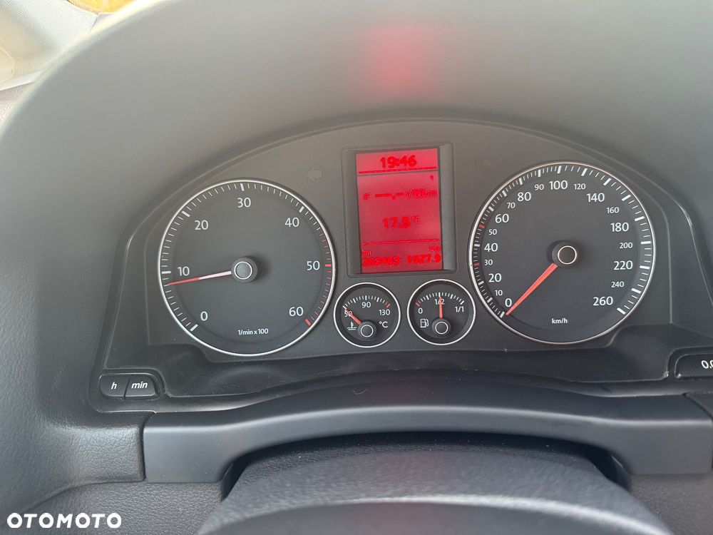 Volkswagen Golf Plus 1.9 TDI Comfortline - 12