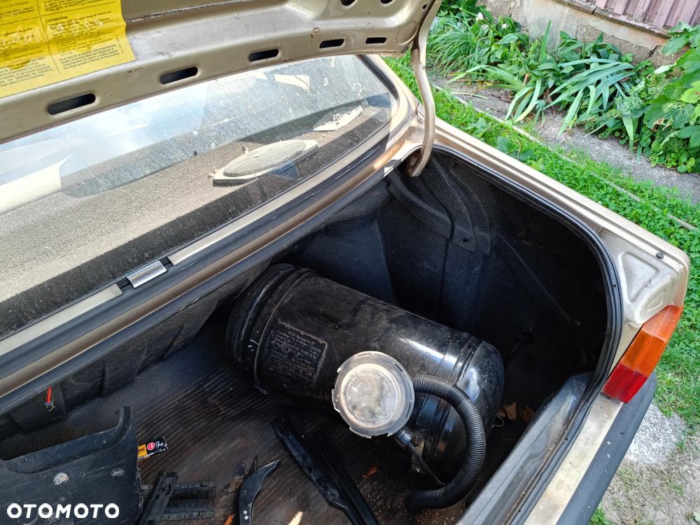 Audi 80 ver-1-8 - 26