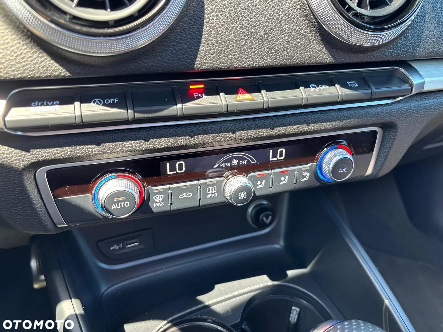 Audi A3 35 TDI S Line S tronic - 33