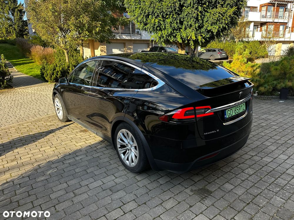 Tesla Model X Long Range Plus - 14