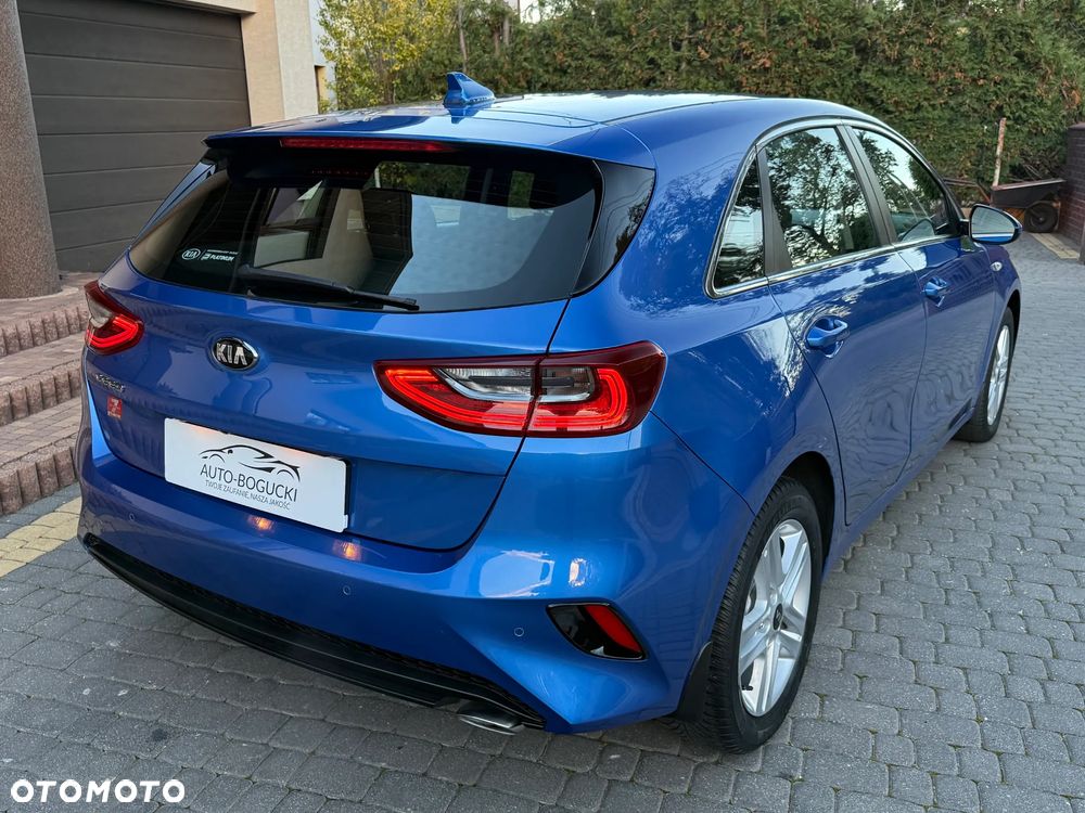 Kia Ceed 1.4 T-GDI M DCT - 16