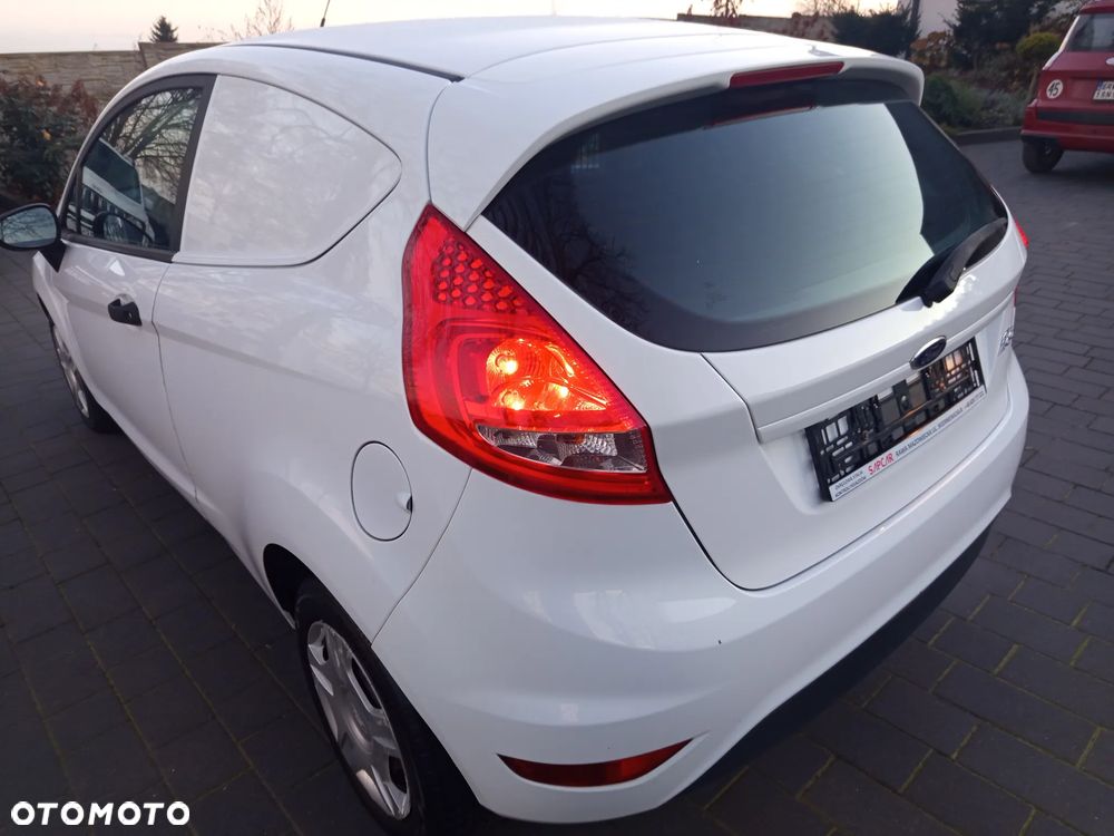 Ford Fiesta - 4