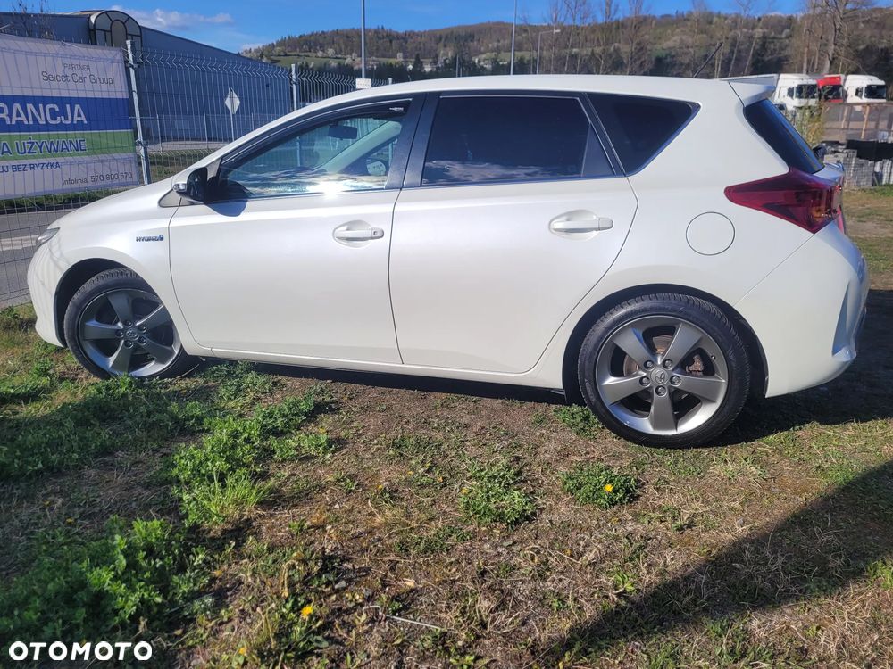 Toyota Auris - 14