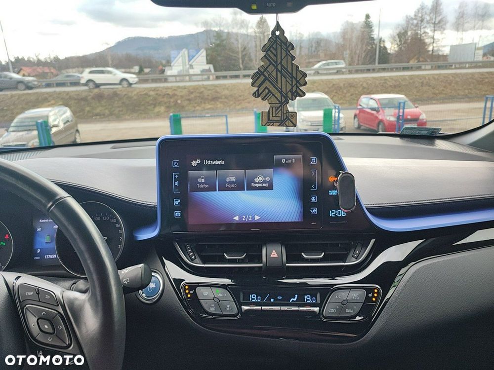 Toyota C-HR - 19