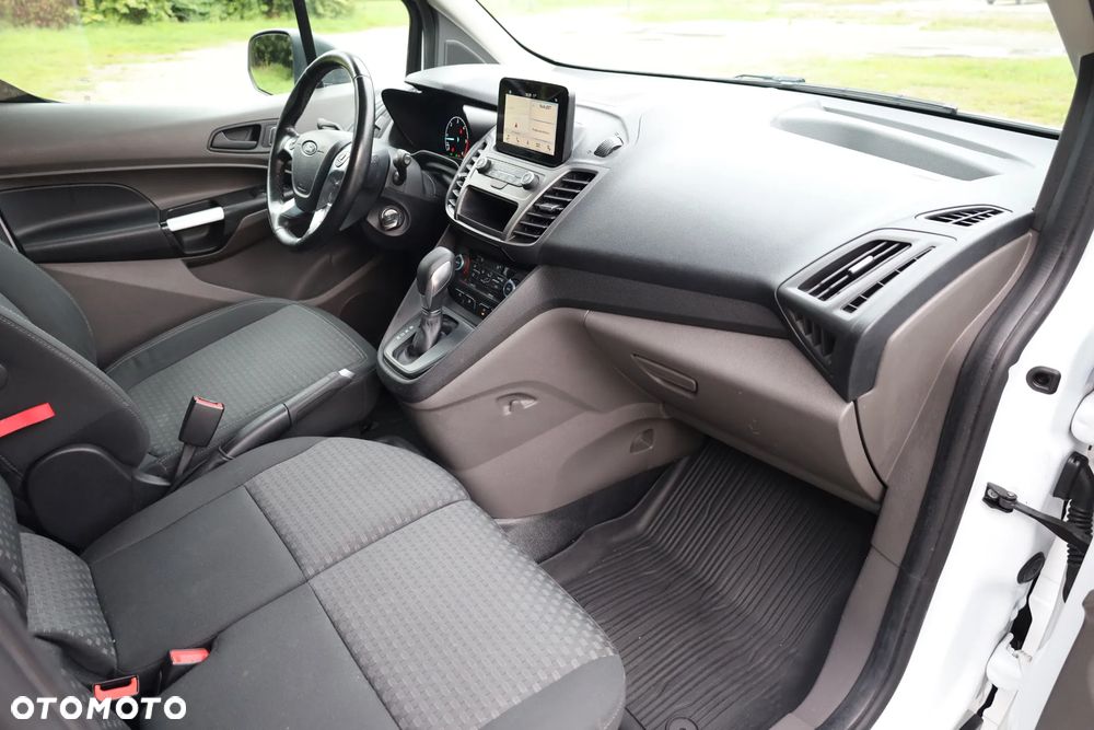 Ford Transit Connect - 25
