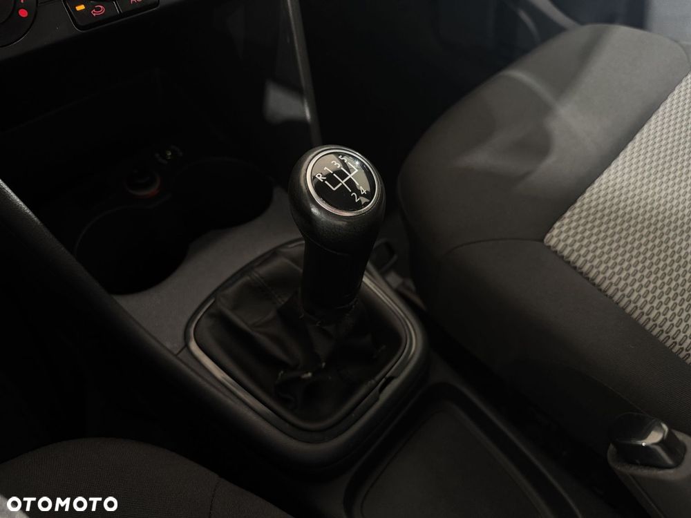Volkswagen Polo - 17