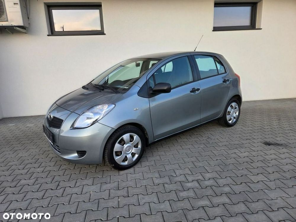 Toyota Yaris - 6