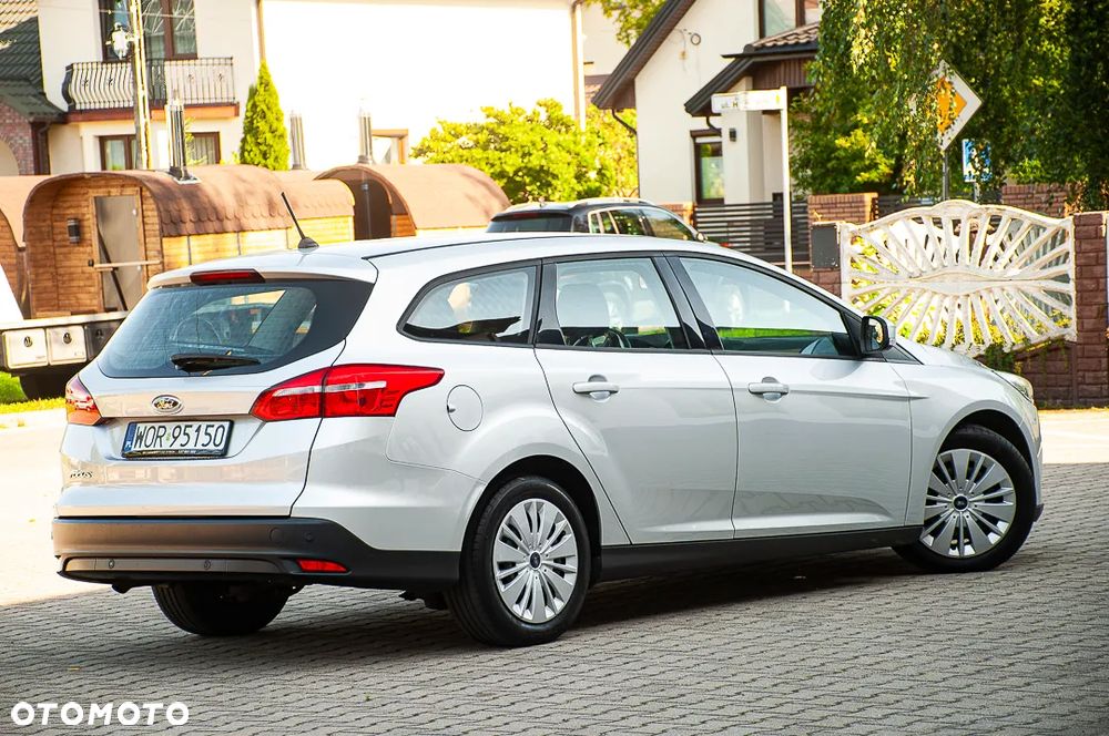 Ford Focus - 23