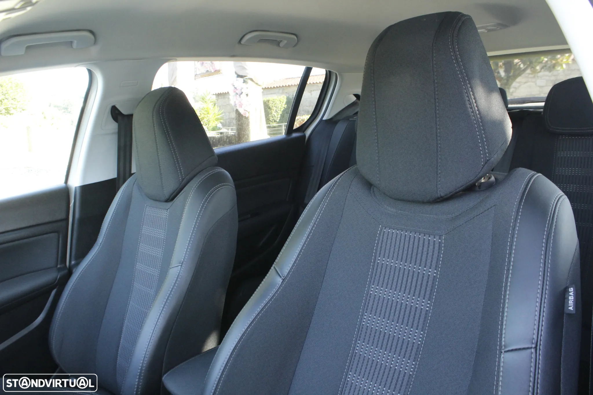 Peugeot 308 1.5 BlueHDi Allure Pack EAT8 - 11