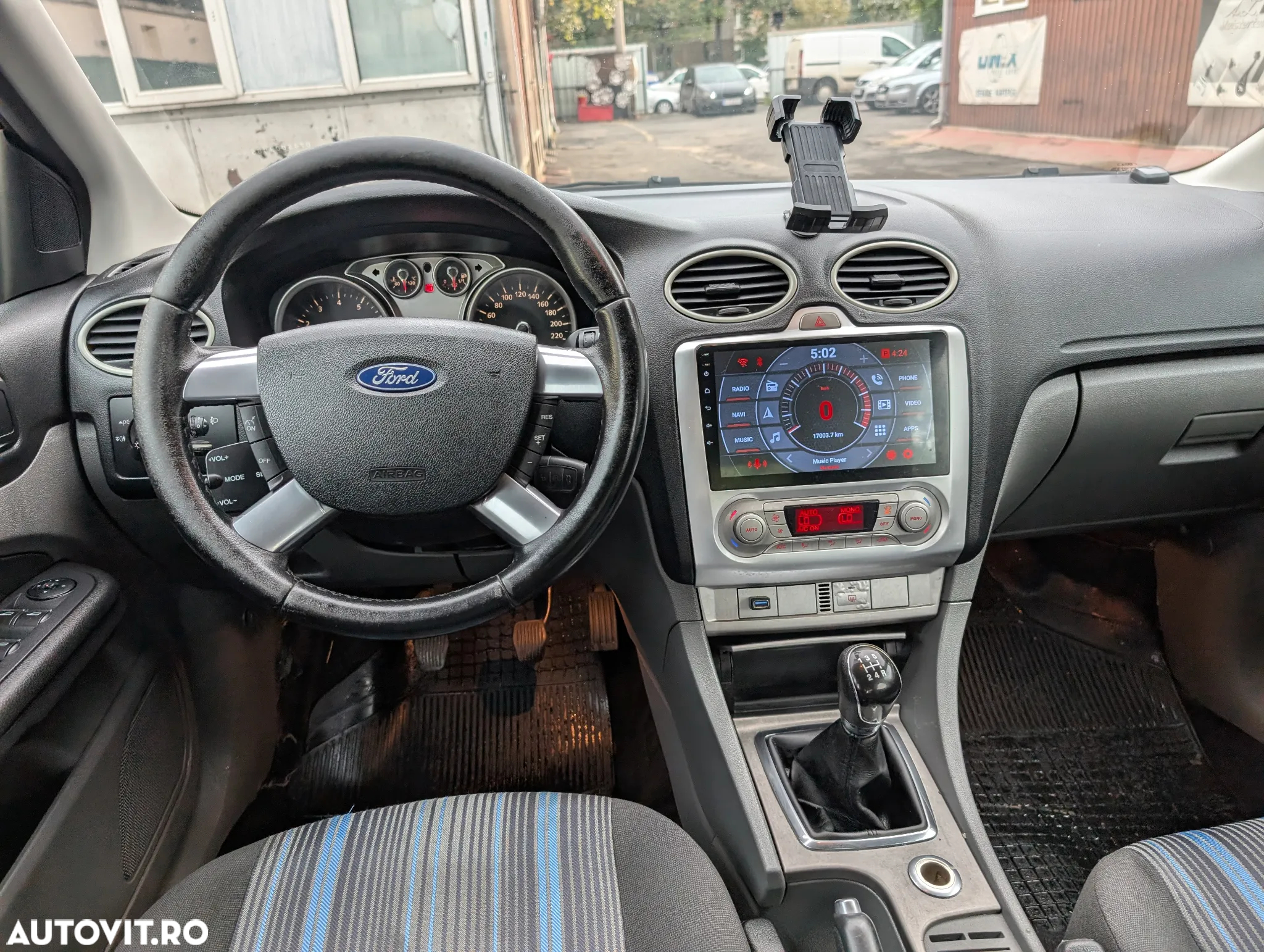 Ford Focus 1.6 Ti-VCT Titanium - 19
