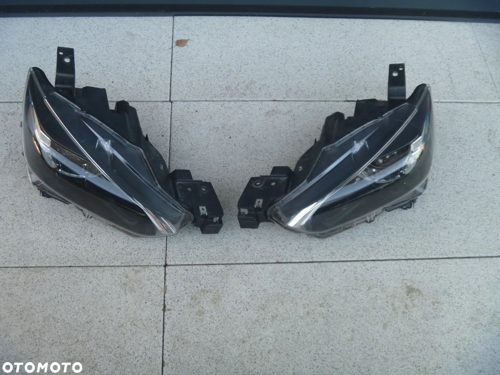 MAZDA CX3 CX-3 LAMPA FULL LED LEWA PRAWA 10 PIN D10E-51030   D10E-51040 - 1