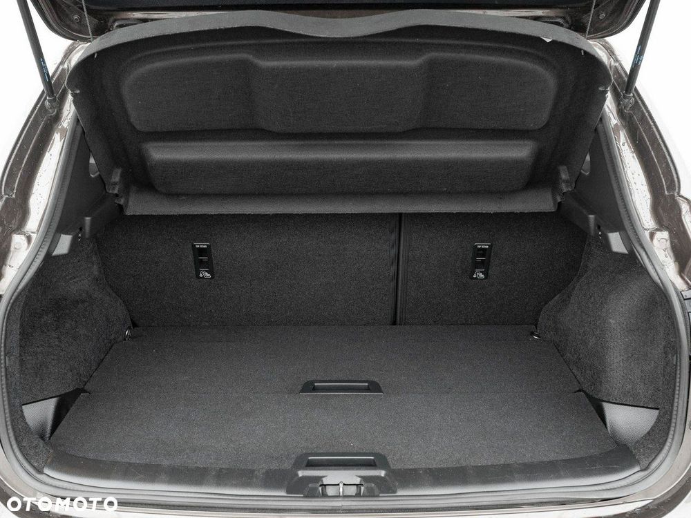 Nissan Qashqai 1.3 DIG-T N-Connecta DCT - 32