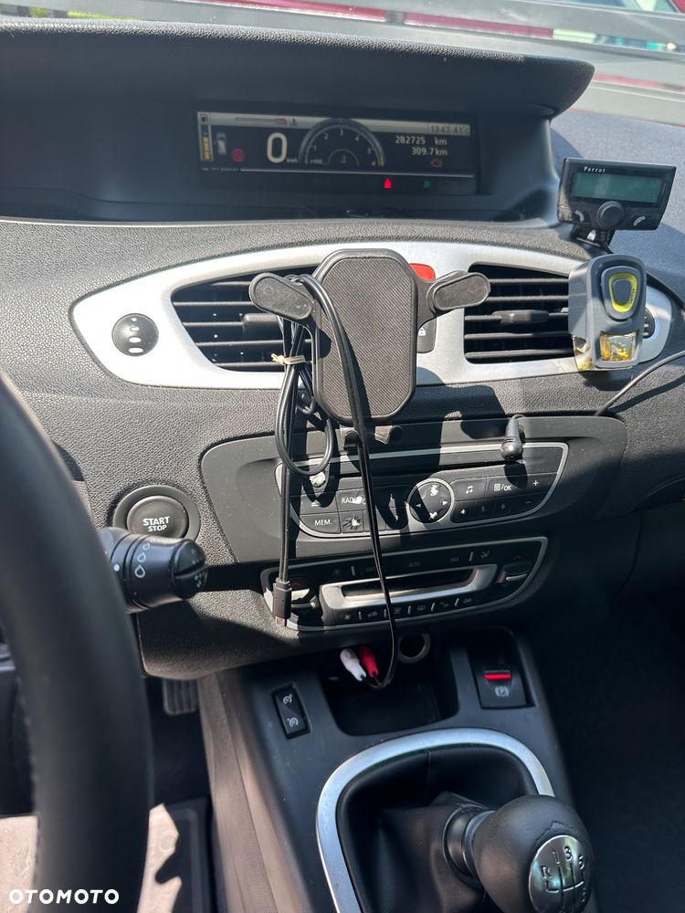 Renault Scenic - 7