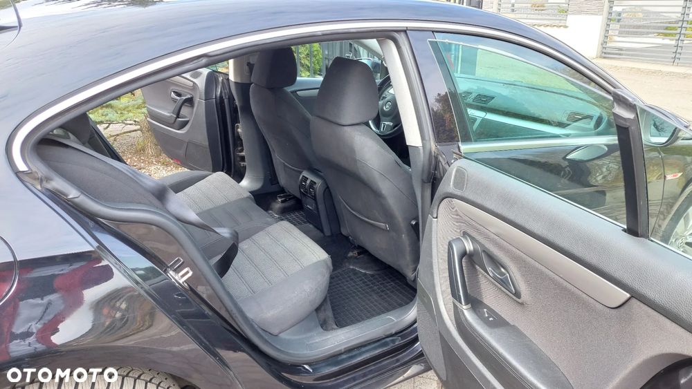 Volkswagen Passat CC 1.8 TSI - 11