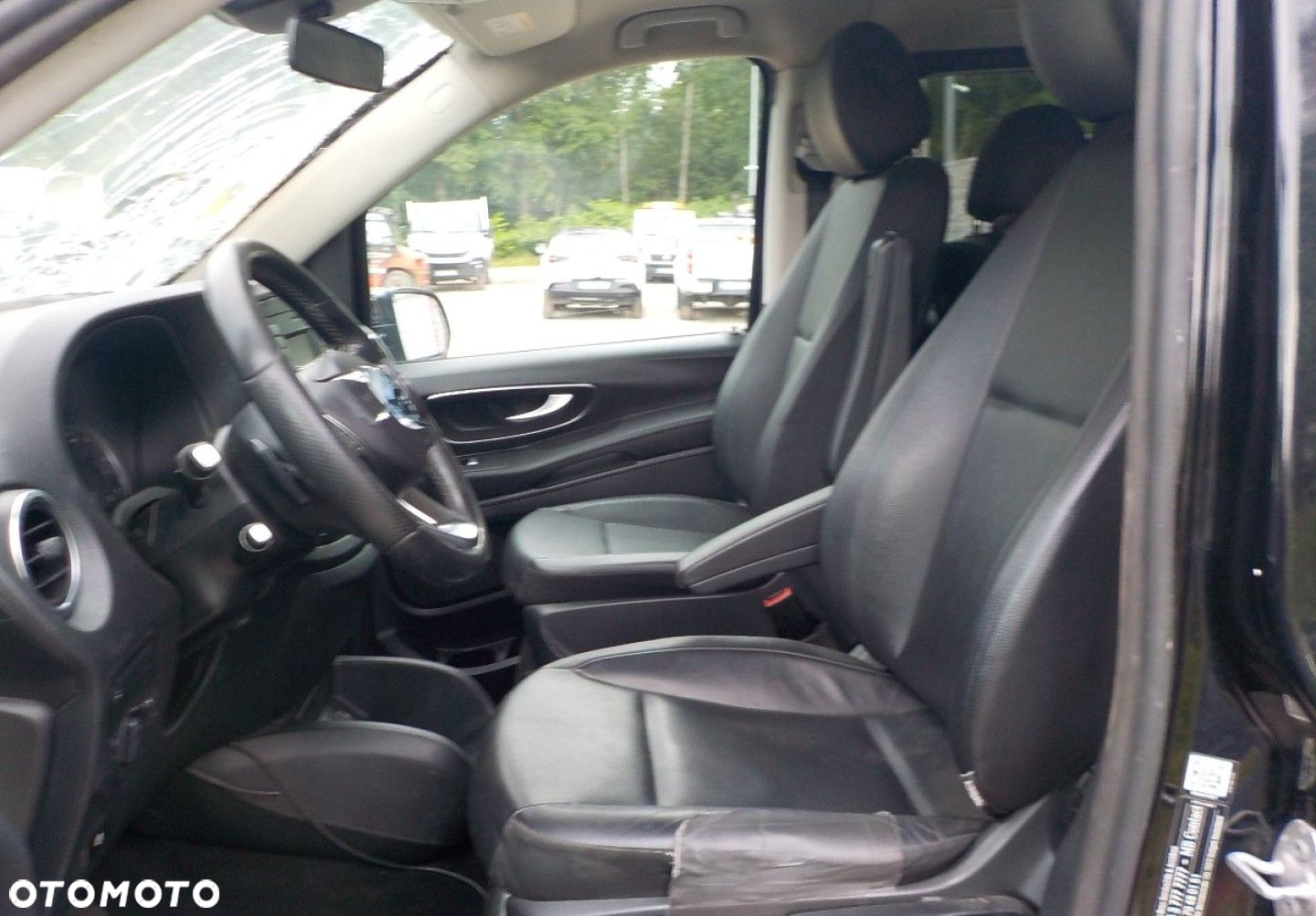 Mercedes-Benz Vito - 32