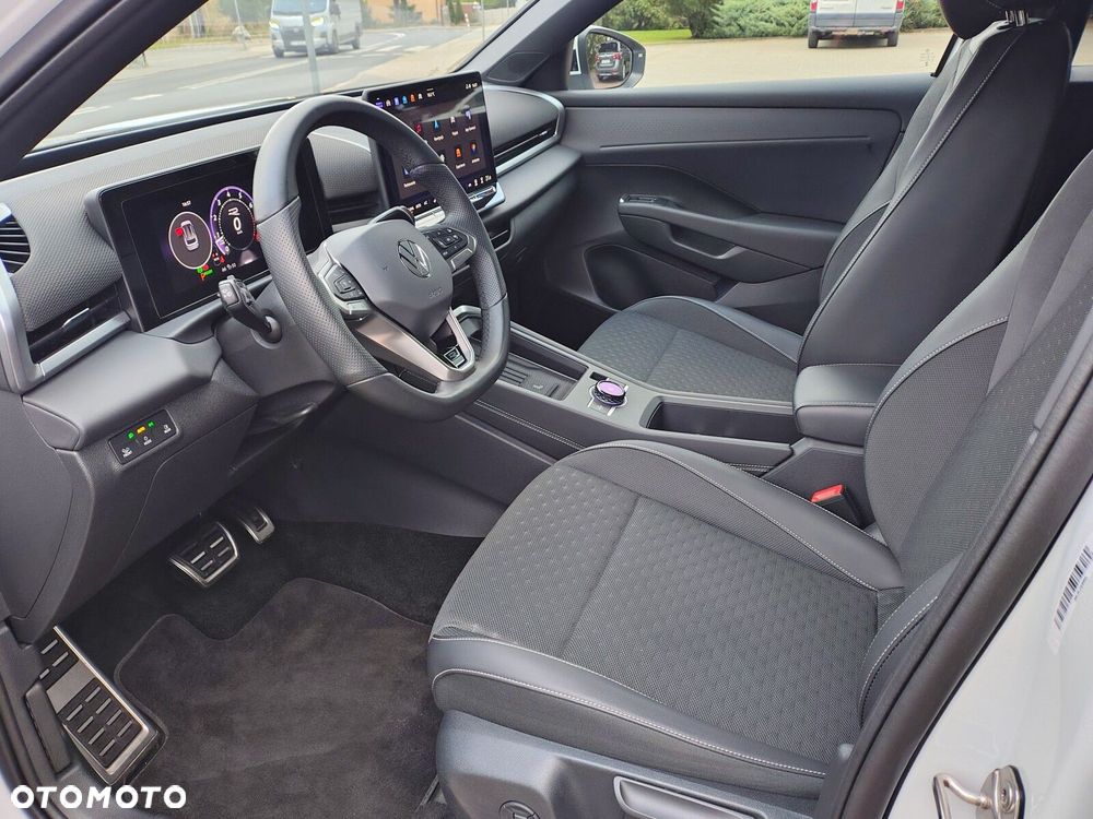 Volkswagen T-Roc 1.5 eTSI R-Line DSG - 18