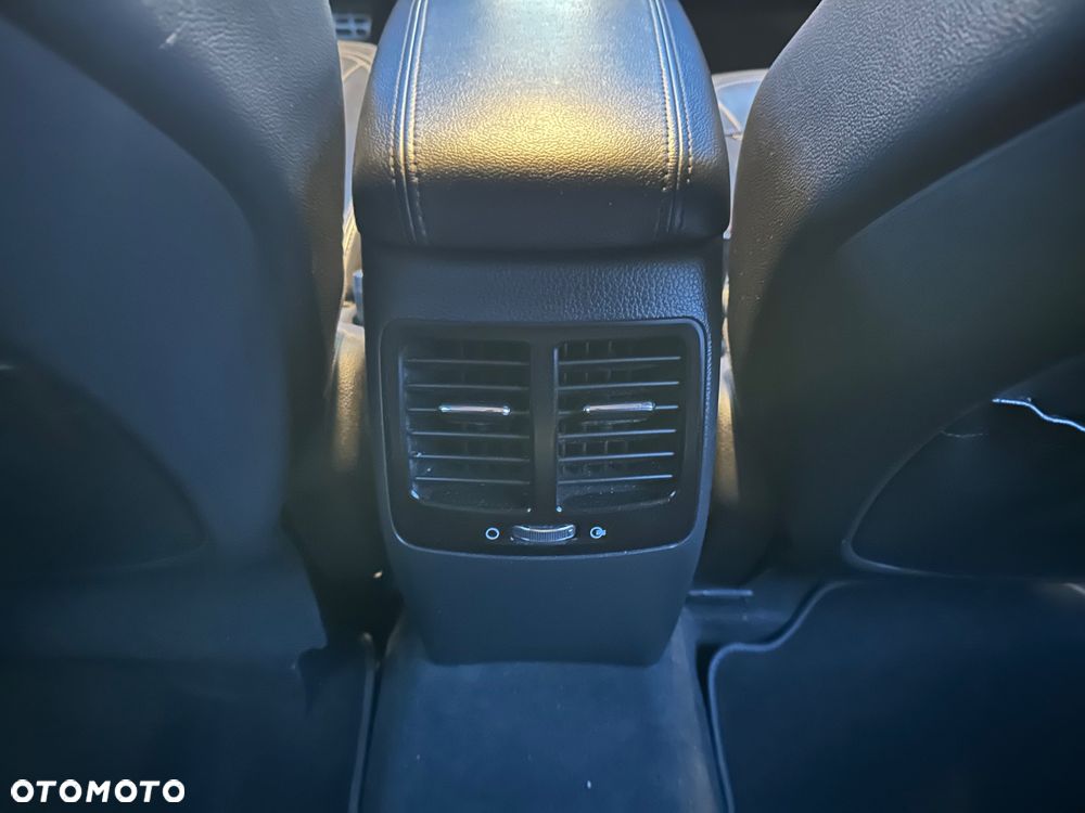 Kia Optima 1.7 CRDi XL - 12