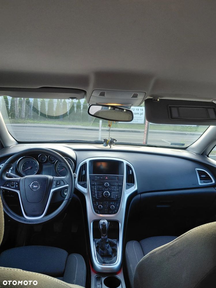 Opel Astra - 10