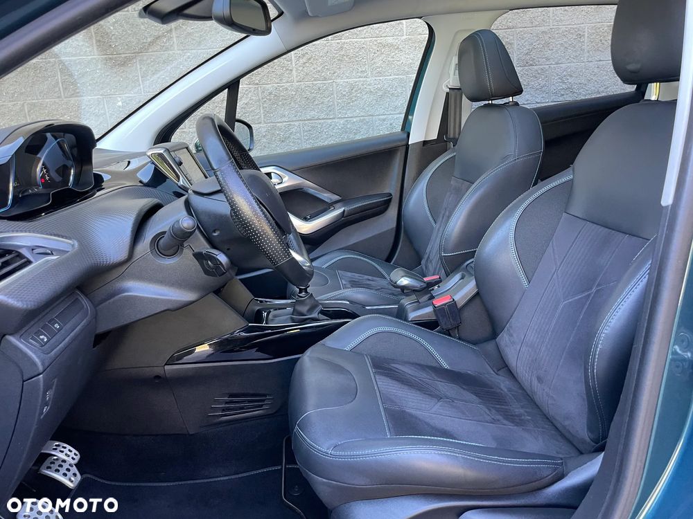 Peugeot 2008 PureTech 130 Allure - 10