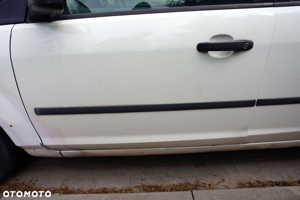 DRZWI PRZEDNIE LEWE FOCUS II MK2 5D HB N3  BIAŁY FORD 2004-2008 - 3