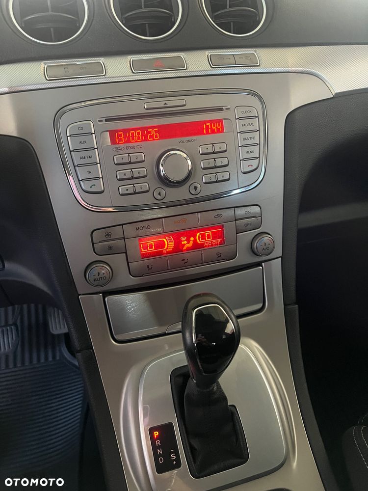 Ford S-Max 2.0 TDCi DPF Gold X - 4
