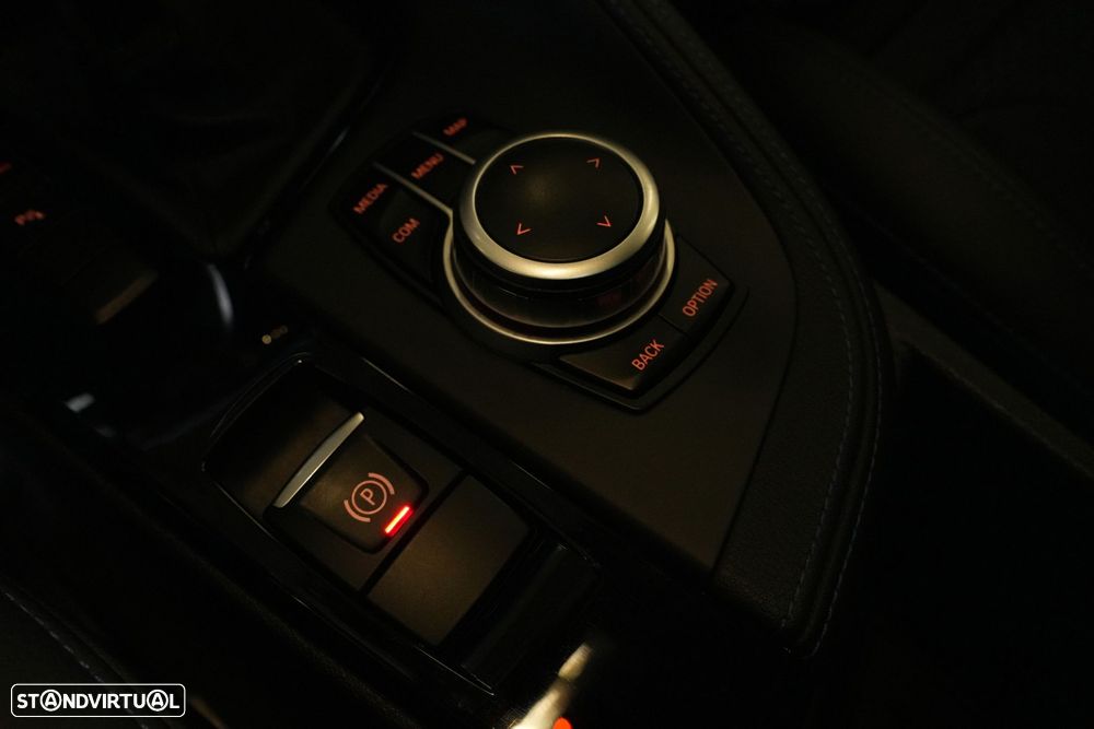 BMW X2 16 d sDrive Auto Pack M - 26