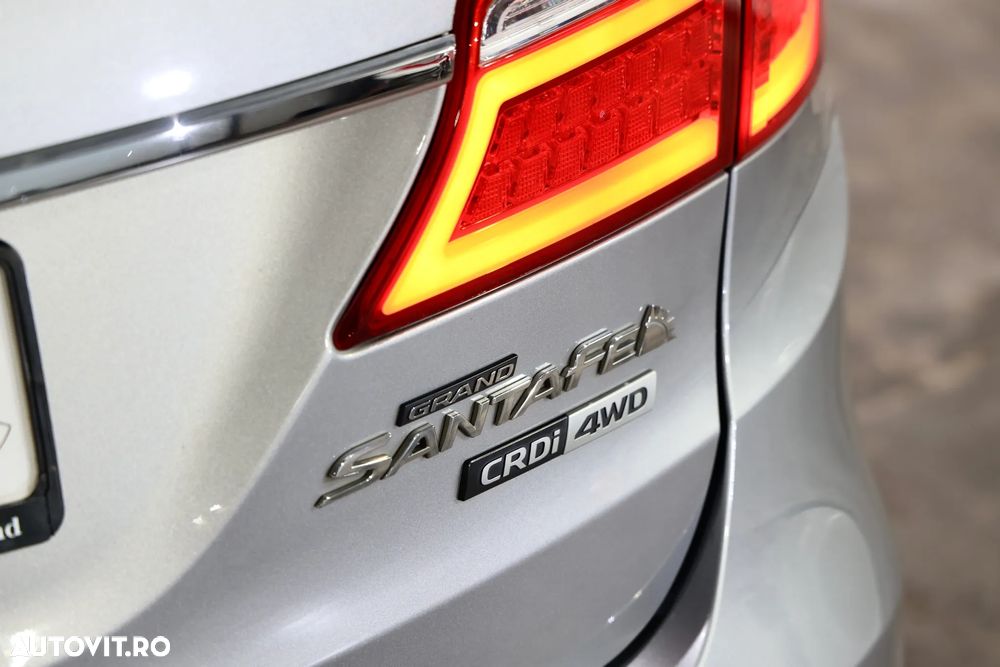 Hyundai Santa Fe 2.2 CRDi 4WD Automatik Premium - 30