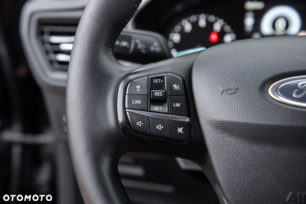 Ford Focus SW - 19