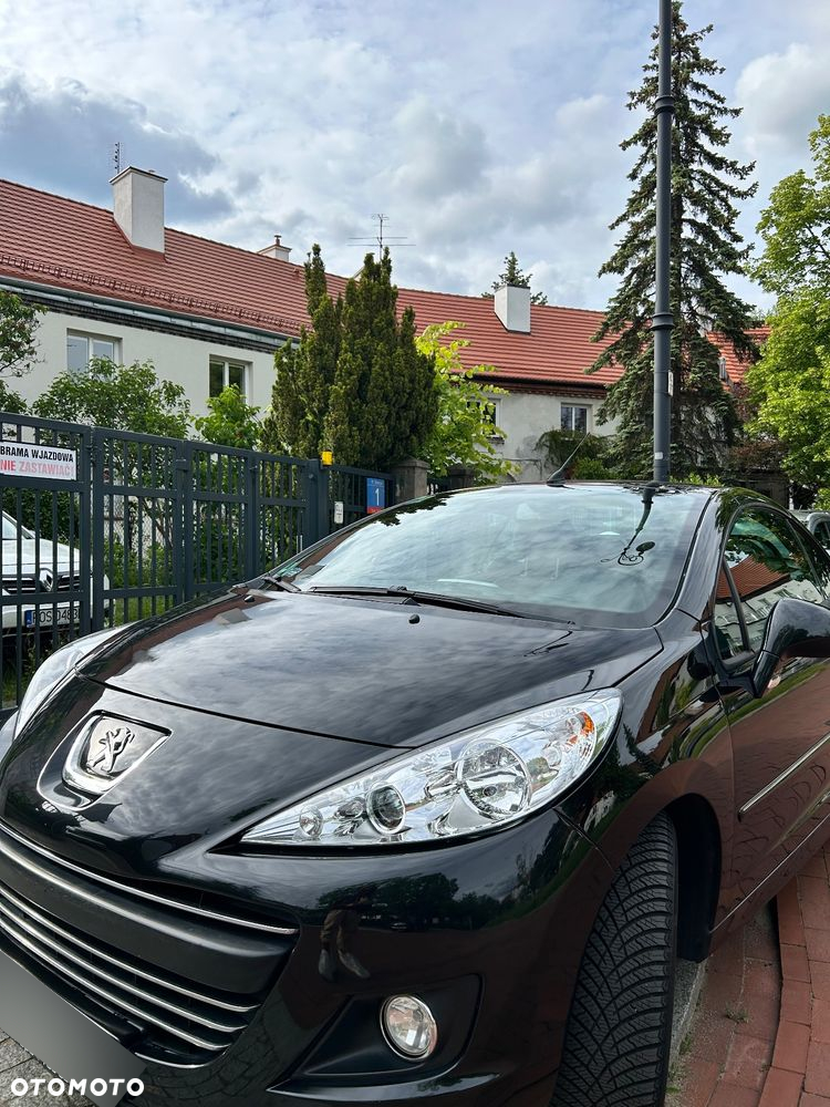 Peugeot 207 - 18