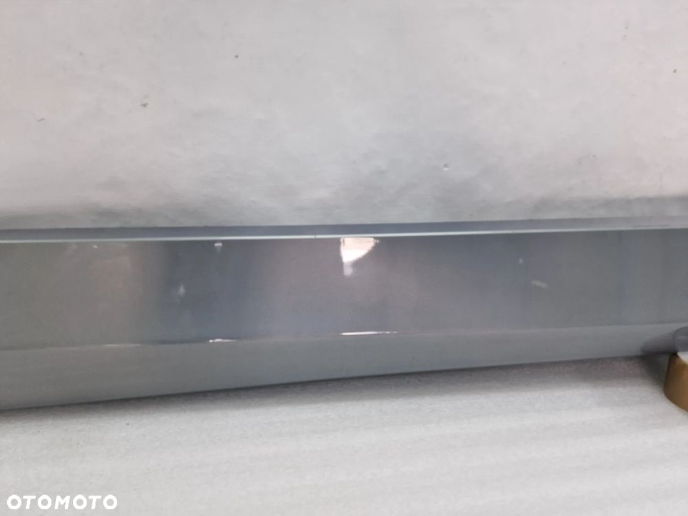 BMW E90 / E91 05- ŁADNA PRAWA LISTWA PROGOWA / NAKŁADKA PROGU , NR 5171-7062298 / 7062298 , NR AUKCJI PR393 - 4