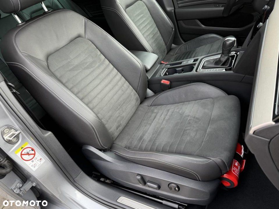 Volkswagen Passat - 13