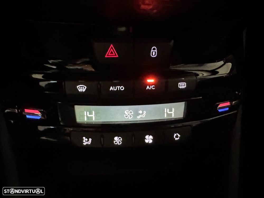 Peugeot 2008 PureTech 130 Stop&Start GT-Line Edition - 25