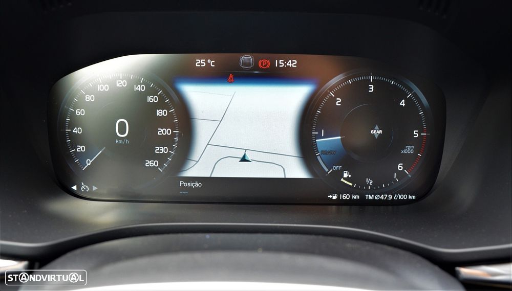 Volvo XC 60 2.0 D3 Momentum - 4