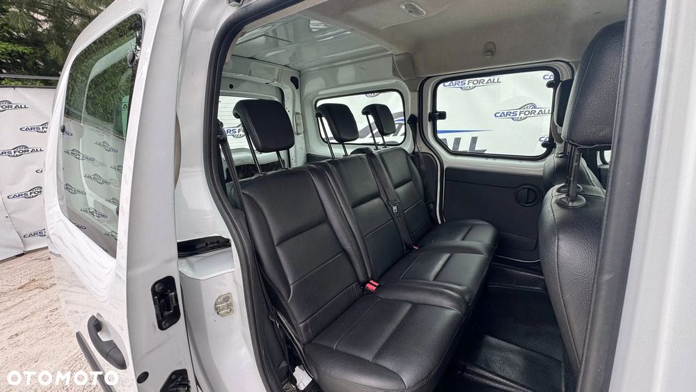 Renault Kangoo dCi 90 FAP Grand - 12