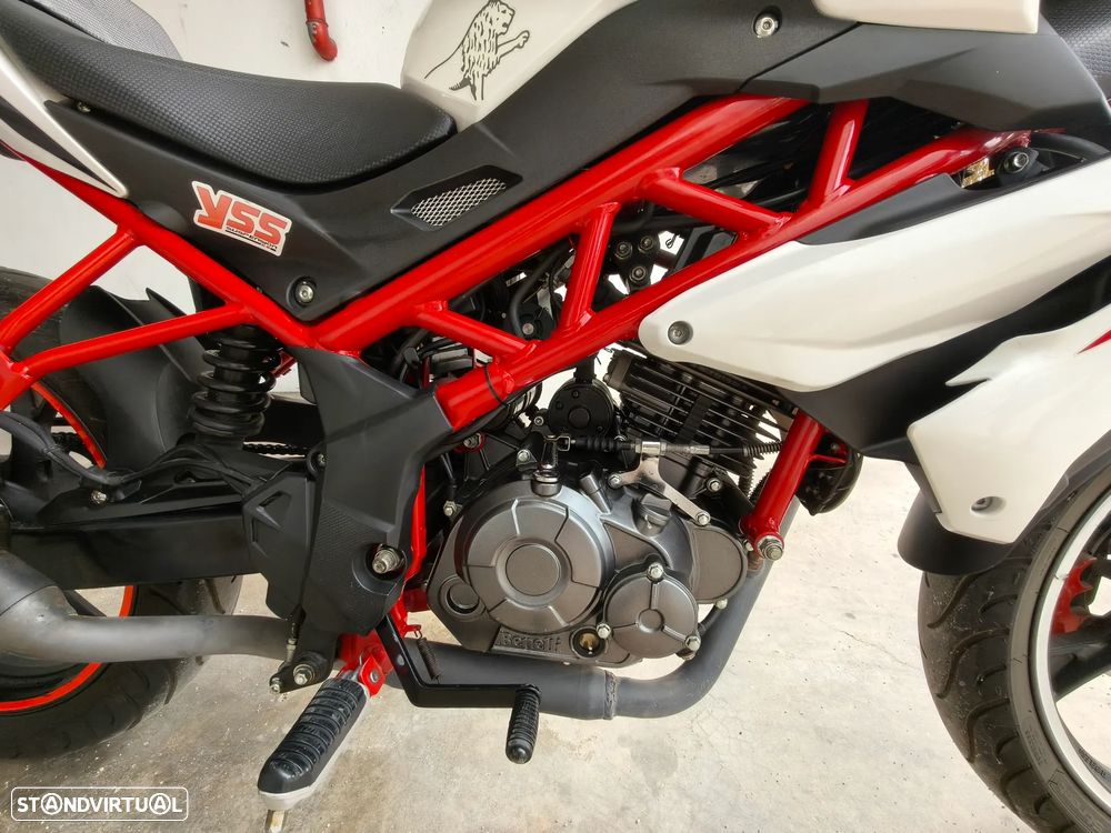 Benelli BN BN 125 - 6