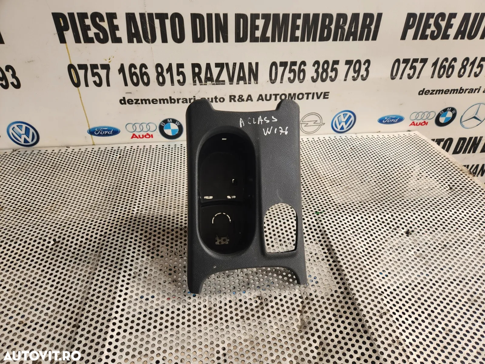 Suport Pahare Mercedes A Class W176 Dezmembrez Mercedes A Class W176 2.2 Cdi Euro 5 Cutie Automata - 2