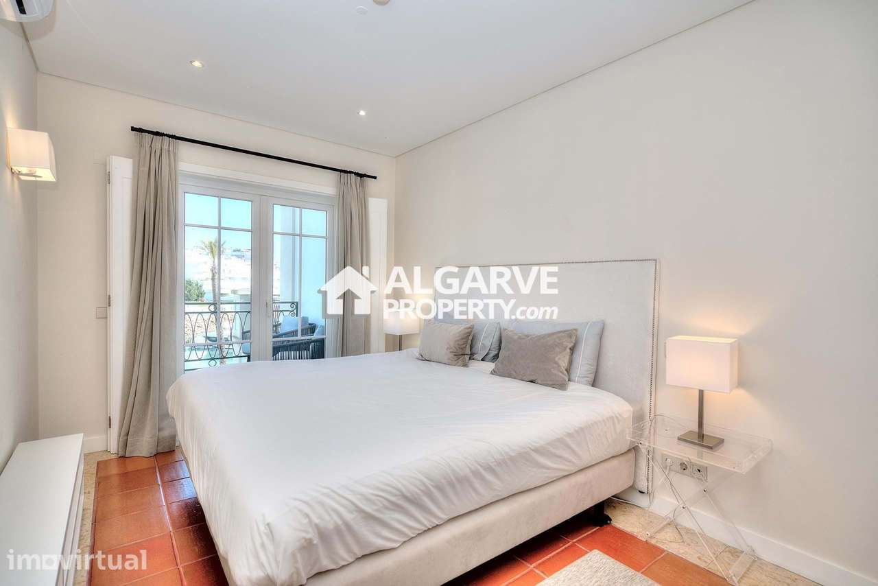 Apartamento T2 De Luxo Num Resort De Luxo com vista sobre a Marina de - Grande imagem: 4/25