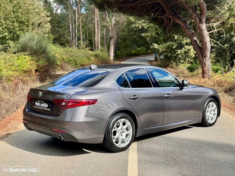 Alfa Romeo Giulia 2.2 Diesel AT8-Q4 Super - 8