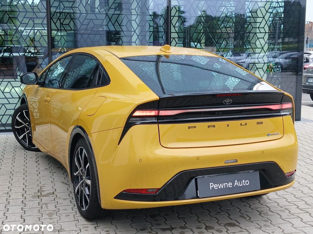 Toyota Prius - 11