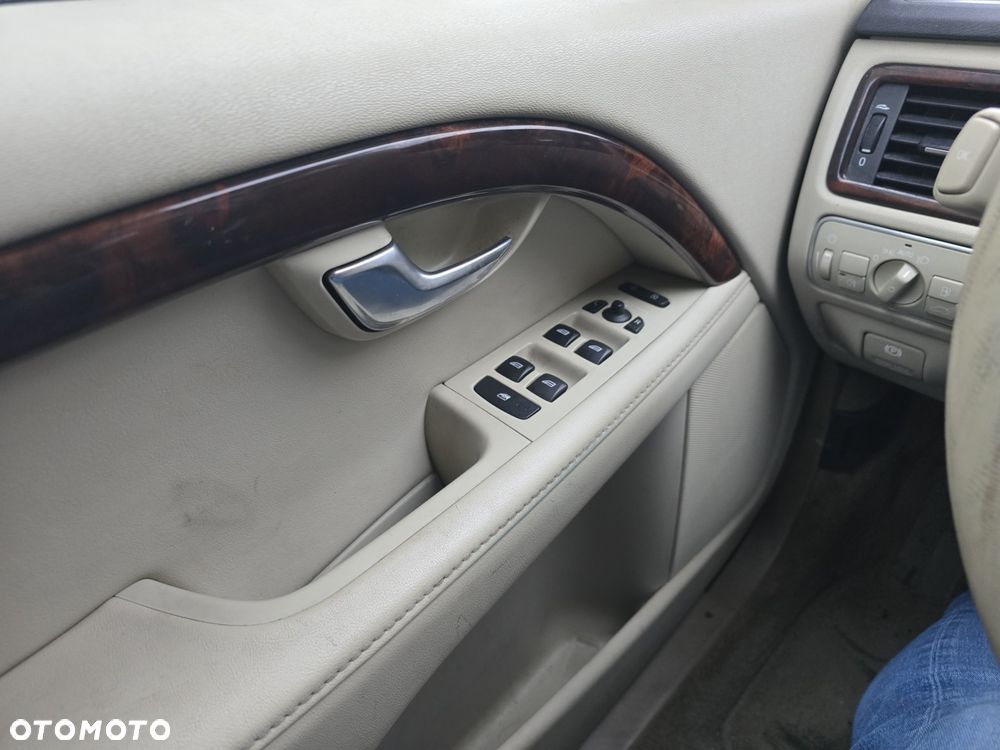 Volvo V70 D4 Summum - 22