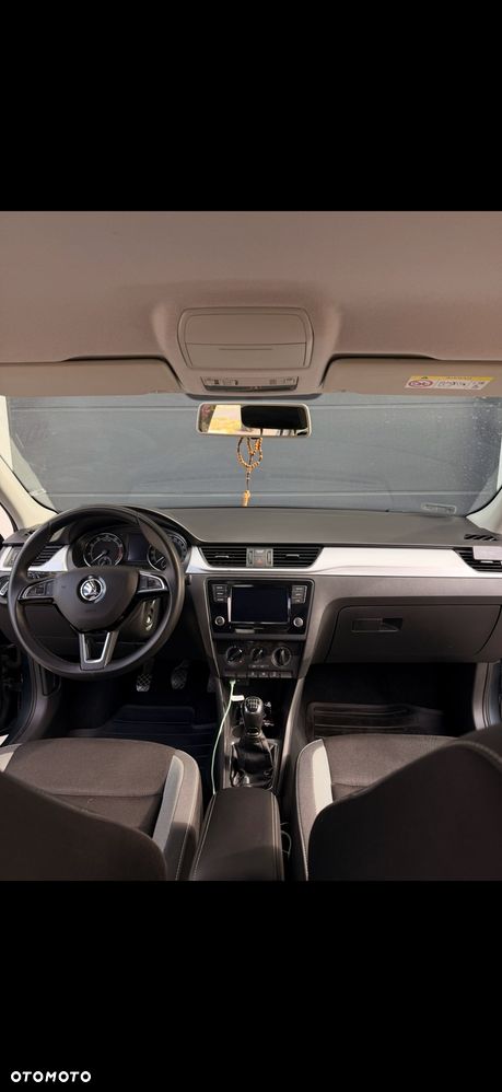 Skoda RAPID 1.0 TSI Ambition - 4