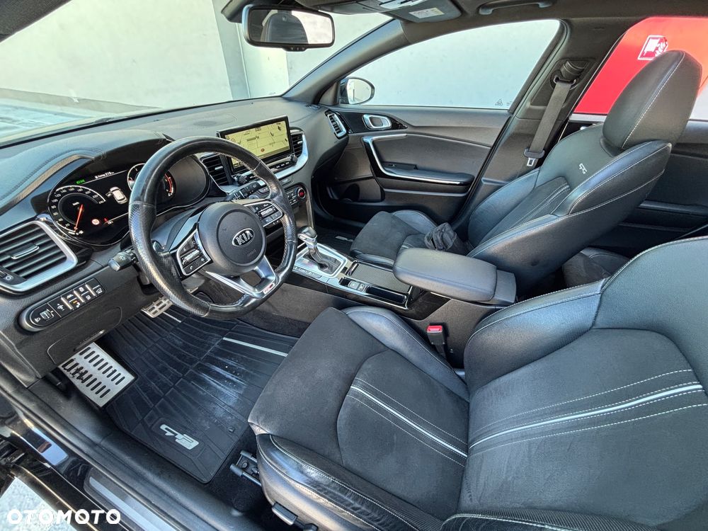 Kia ProCeed 1.6 CRDi GT Line DCT - 6
