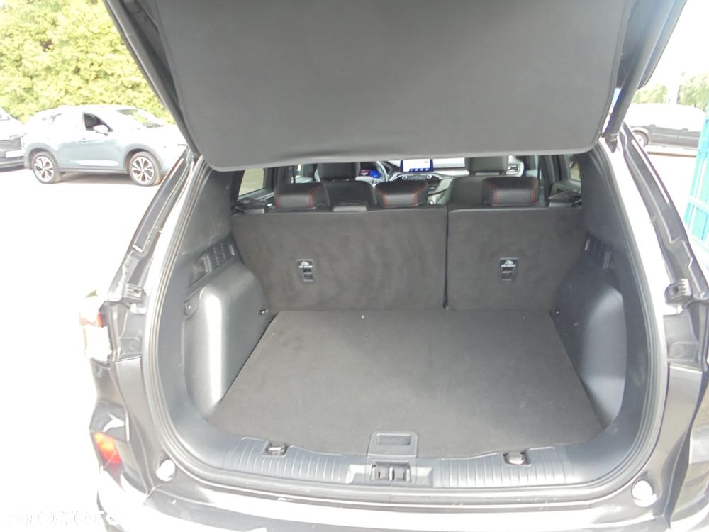 Ford Kuga 2.0 EcoBlue 4x4 ST-LINE X - 16