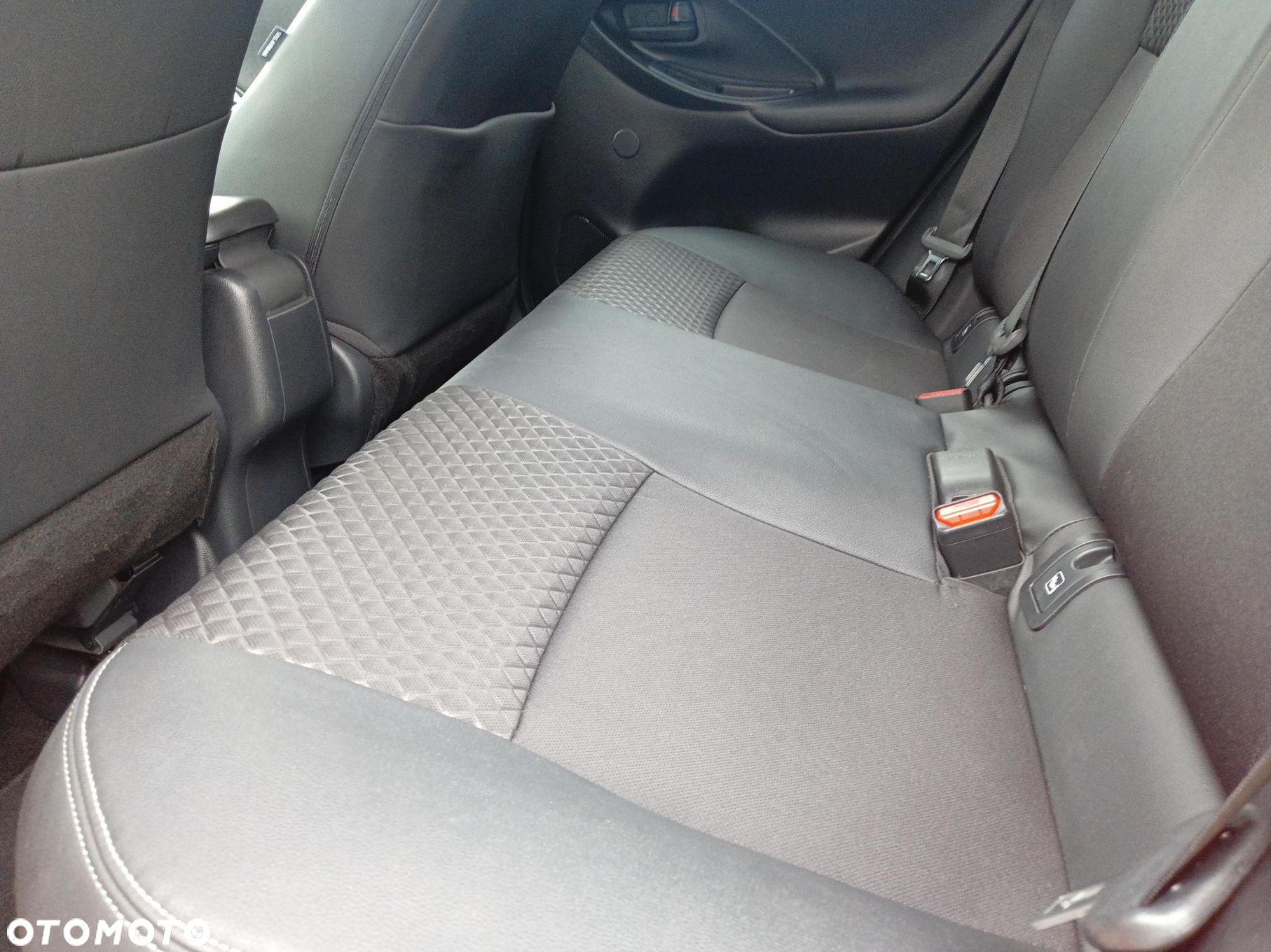Toyota Yaris - 14